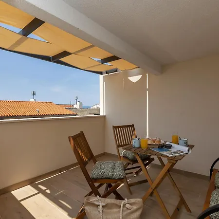 With Parking Space - 21544 Makarska