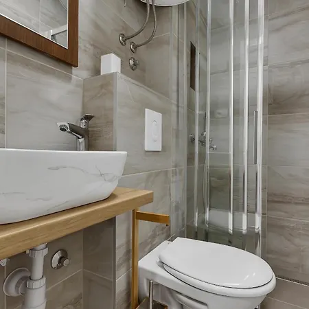 Apartment With Parking Space - 21544 Makarska