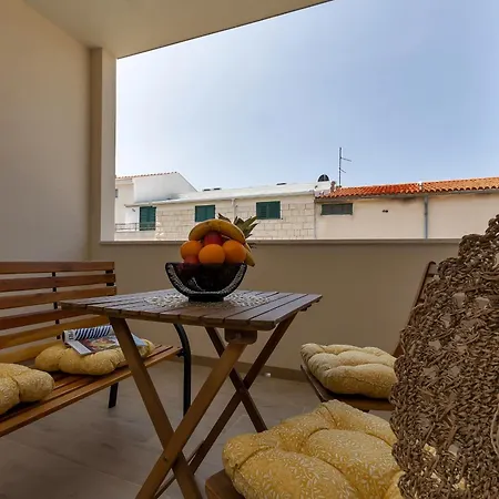 Apartment With Parking Space - 21544