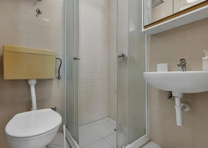 Apartment With Parking Space - 21544