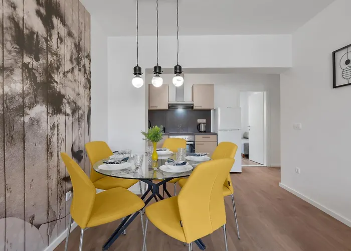 With Parking Space - 21544 Apartment Makarska