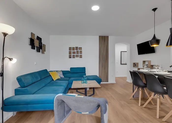 With Parking Space - 21544 Apartment *